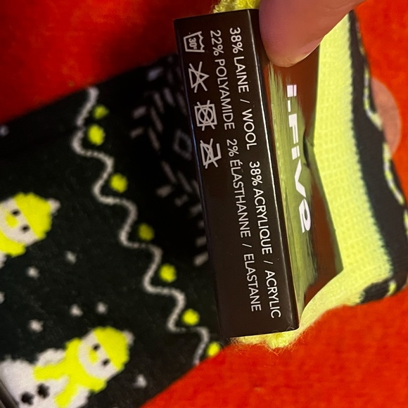 Green jacquard snowmen and hearts merino wool blend thermal socks made in Italy - Picture 5 of 9